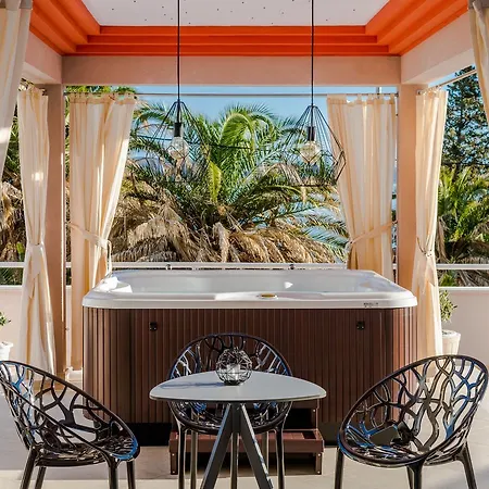 Διαμέρισμα View *