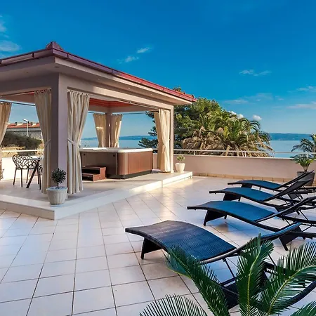 View Apartment Split